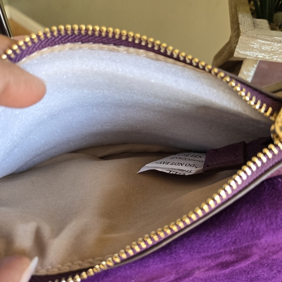 Nanette Lepore Crossbody Meadow Plumberry - Picture 7 of 10